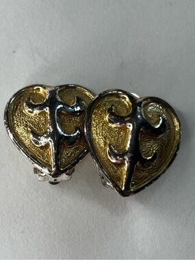 Vintage Erwin Pearl Two Tone Heart Clip On Earrings Designer Costume Jewelry